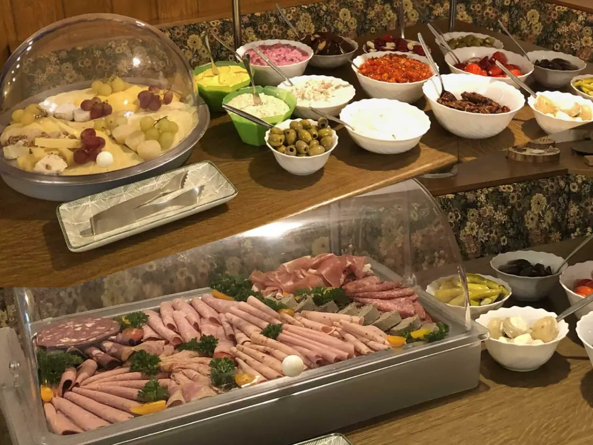 div. Buffets